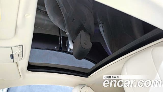 Mercedes-Benz S-Class 2018 — Şəkil 18/20
