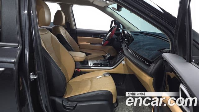 Kia Carnival 2023 — Фото 10/20