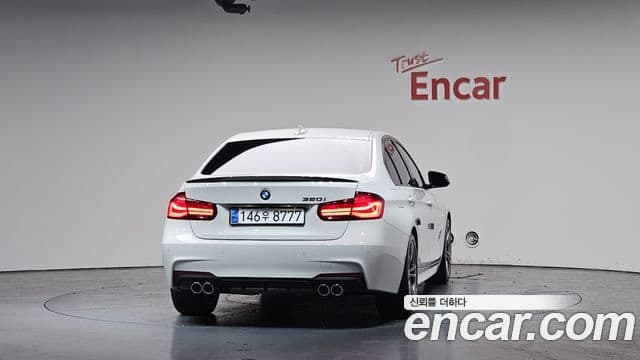 BMW 3 Series 2018 — Şəkil 4/20