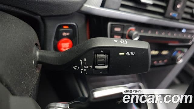 BMW 3 Series 2018 — Şəkil 19/20