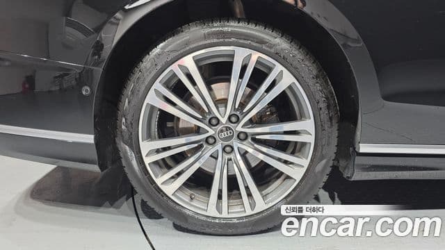 Audi A8 2021 — фото 5 из 20