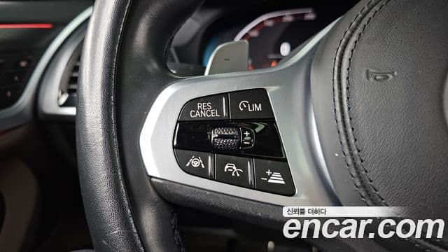 BMW X4 2021 — Photo 30/34