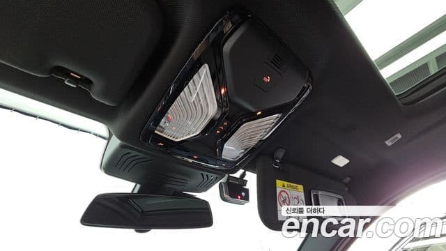 BMW X4 2021 — Photo 9/34