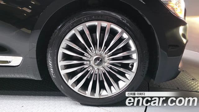 Kia The K9 2020 — Photo 7/30