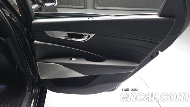 Kia The K9 2020 — Photo 21/30
