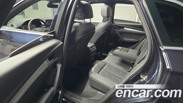Audi Q5 2020 — Photo 25/34