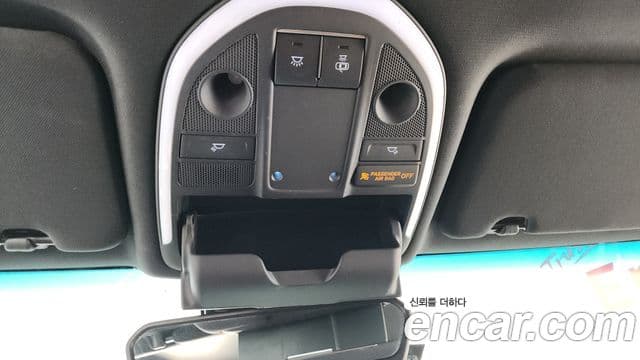 Genesis G70 2019 — Photo 19/37
