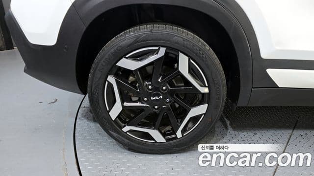 Kia Seltos 2024 — фото 5 из 20