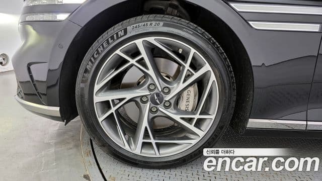 Genesis G90 2022 — ფოტო 5/20