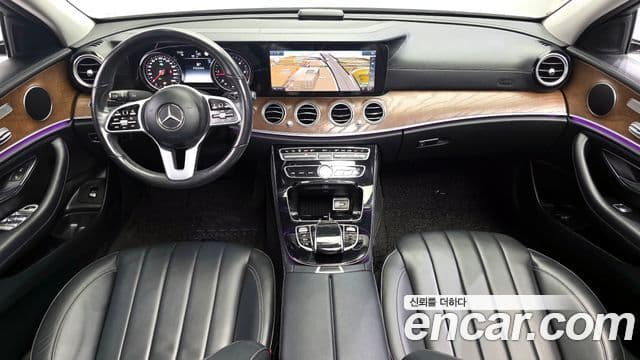 Mercedes-Benz E-Class 2019 — Фото 7/20