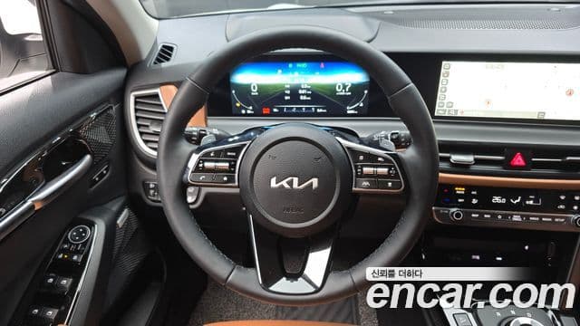 Kia Seltos 2025 — ფოტო 12/20
