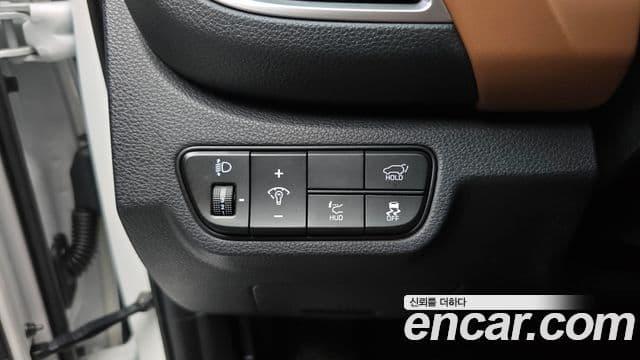 Kia Seltos 2025 — ფოტო 18/20