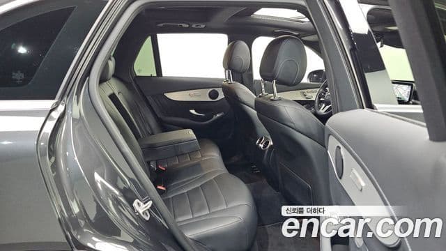 Mercedes-Benz GLC-Class 2022 — ფოტო 11/20