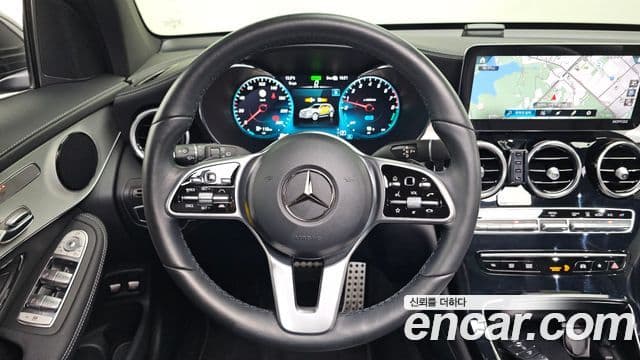 Mercedes-Benz GLC-Class 2022 — ფოტო 14/20