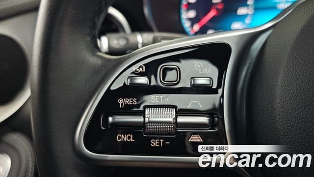 Mercedes-Benz GLC-Class 2022 — ფოტო 17/20
