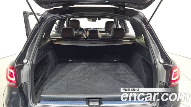 Mercedes-Benz GLC-Class 2022 — ფოტო 20/20