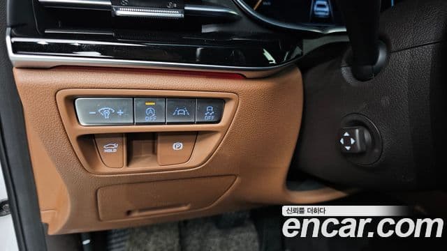 Genesis Electrified G80 2021 — ფოტო 14/20