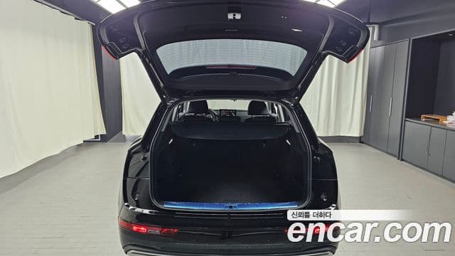 Audi Q5 2023 — Şəkil 20/20
