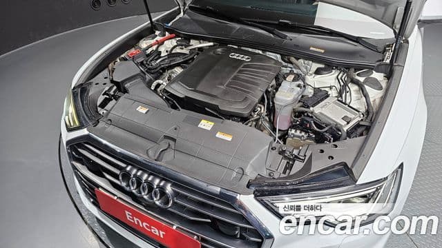Audi A6 2021 — ფოტო 6/20