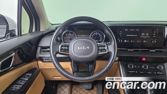Kia Carnival 2022 — Şəkil 13/20