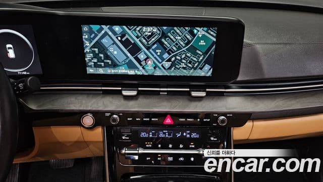 Kia Carnival 2022 — Şəkil 13/20