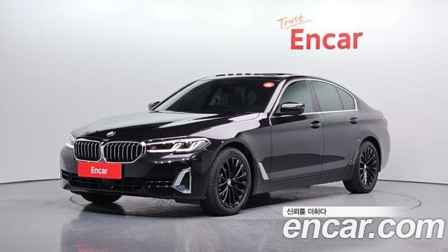 BMW 5 Series 2022 — ფოტო 1/20