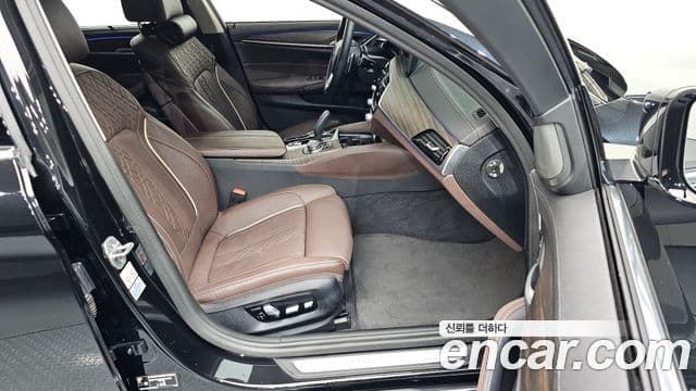 BMW 5 Series 2022 — ფოტო 11/20