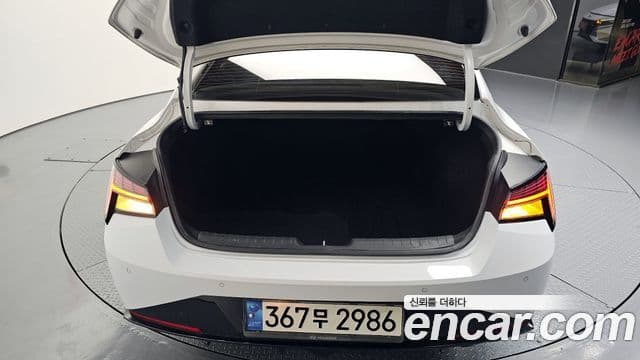 Hyundai Avante 2020 — Şəkil 20/20