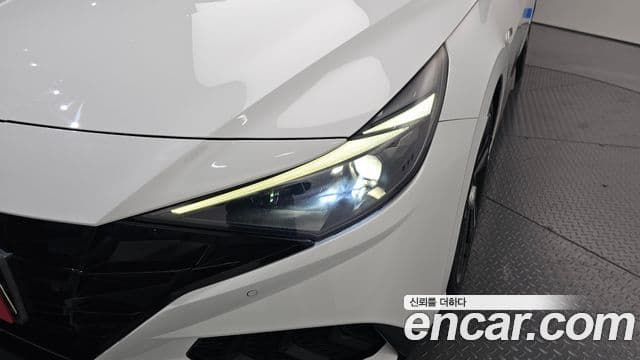 Hyundai The New Avante Hybrid 2020 — Photo 28/35