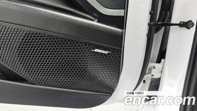 Hyundai The New Avante Hybrid 2020 — Photo 6/35