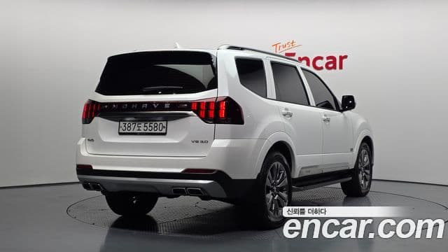 Kia Mohave The Master 2019 — ფოტო 2/20