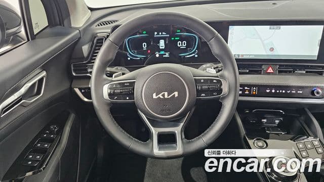 Kia Sportage 2024 — Фото 13/20