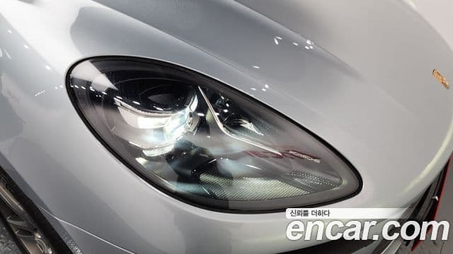 Porsche Macan 2021 — Şəkil 3/34