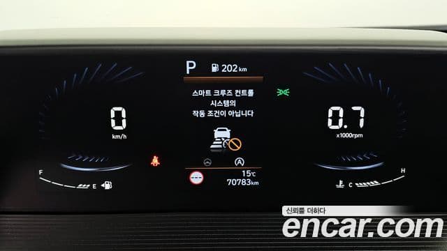Hyundai Staria 2022 — ფოტო 8/20