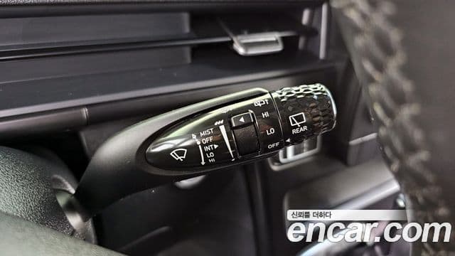 Hyundai Staria 2022 — ფოტო 18/20