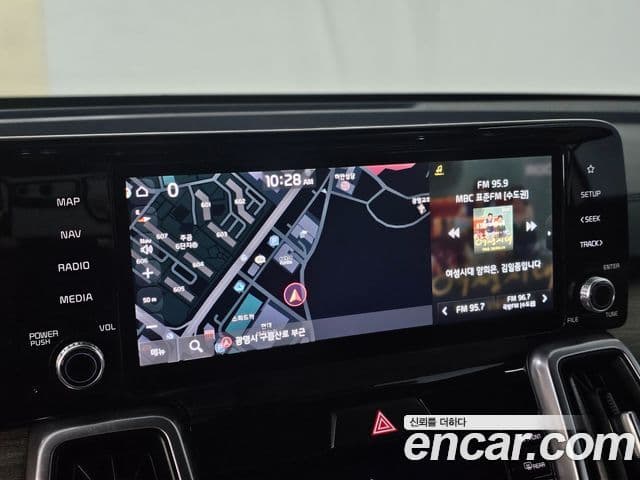 Kia Sorento 2022 — Фото 11/20