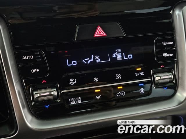 Kia Sorento 2022 — Фото 13/20