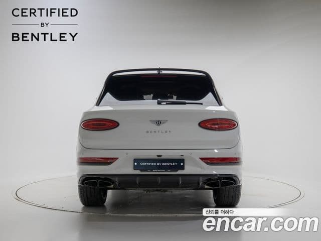 Bentley Bentayga 2024 — Şəkil 2/20