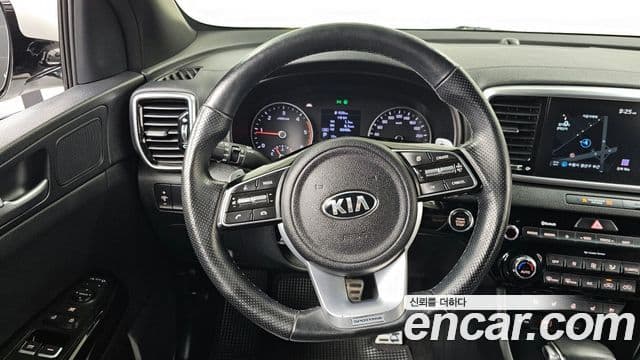 Kia Sportage The Bold 2018 — ფოტო 13/20