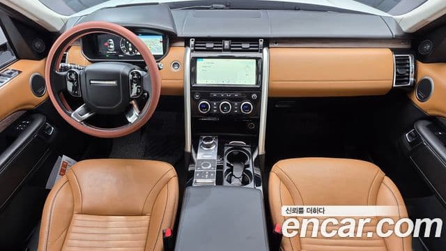 Land Rover Discovery 5 2020 — Photo 12/20