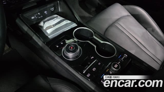 Kia K5 2024 — Şəkil 9/20