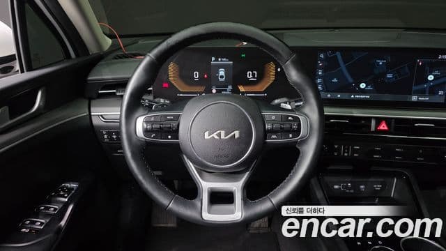 Kia K5 2024 — Şəkil 13/20