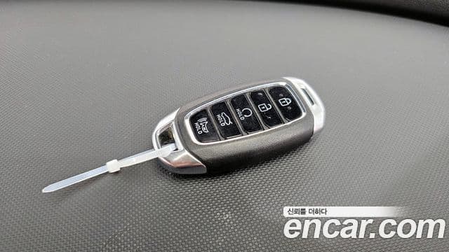 Hyundai Avante 2022 — Фото 19/20