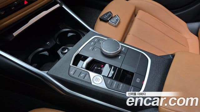 BMW 3 Series 2024 — фото 9 из 20