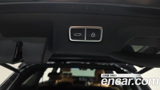 Kia Sorento 2021 — Şəkil 18/20