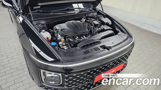 Hyundai Grandeur 2023 — ფოტო 6/20
