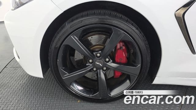 Genesis G70 2019 — ფოტო 5/20