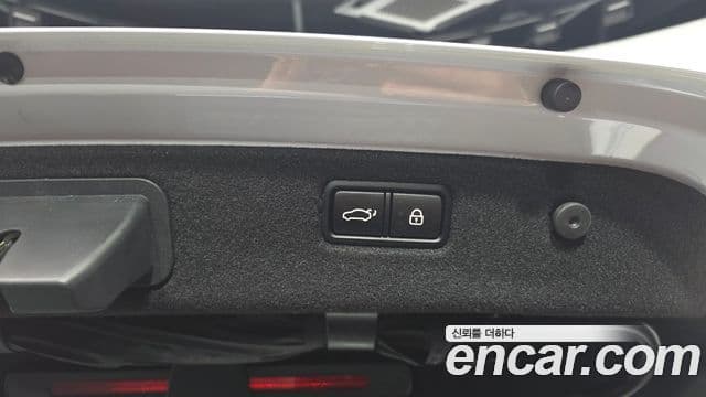 Genesis G70 2019 — Photo 5/37