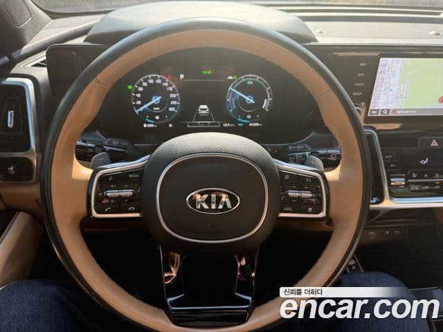 Kia Sorento 2021 — ფოტო 18/20