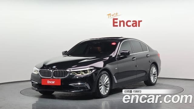 BMW 5 Series 2018 — ფოტო 1/20